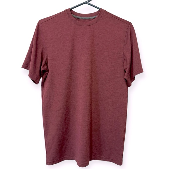 Men’s BCG tee shirt. Size small. Maroon - Picture 1 of 2